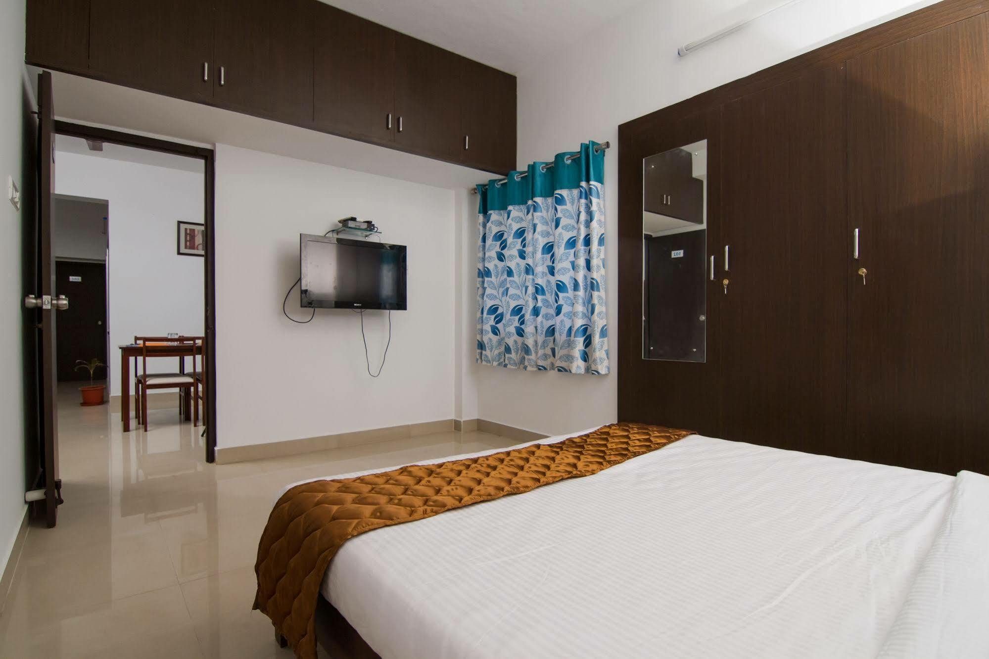 Phoenix Hospitality Services Chennai Ngoại thất bức ảnh